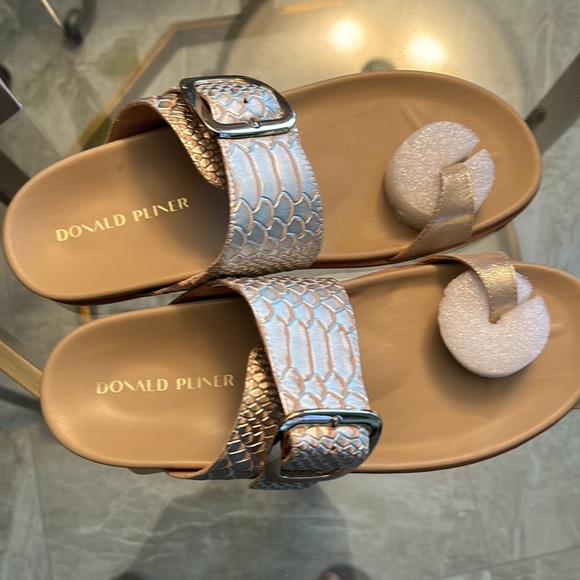 Donald Pliner python sandal Gold - Picture 8 of 13